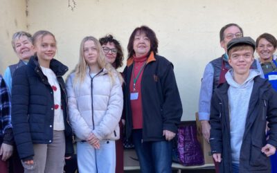 Montessori Eggenfelden spendet für die Tafel